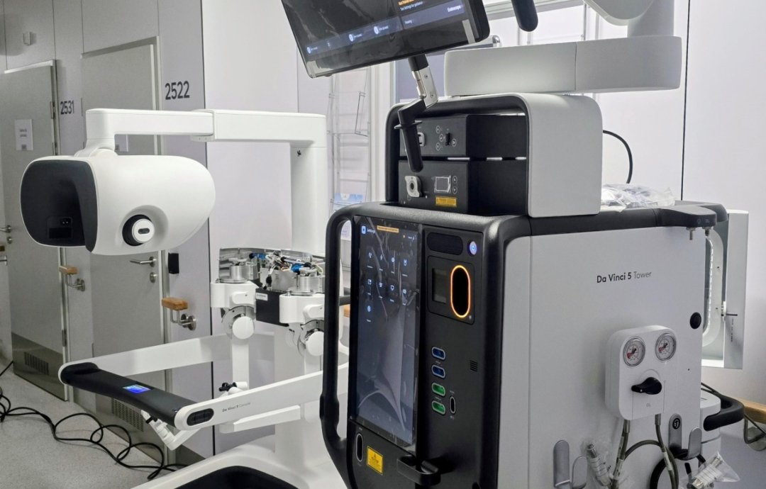 Najnowszej generacji robot da Vinci od grudnia jest wykorzystywany w placówce przy ul. Garbary.